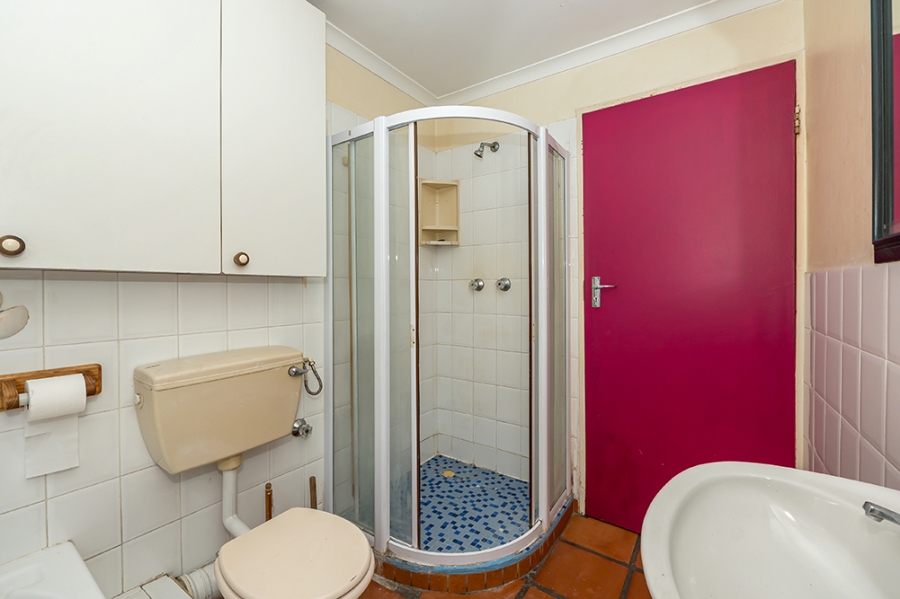 2 Bedroom Property for Sale in Kirstenhof Western Cape